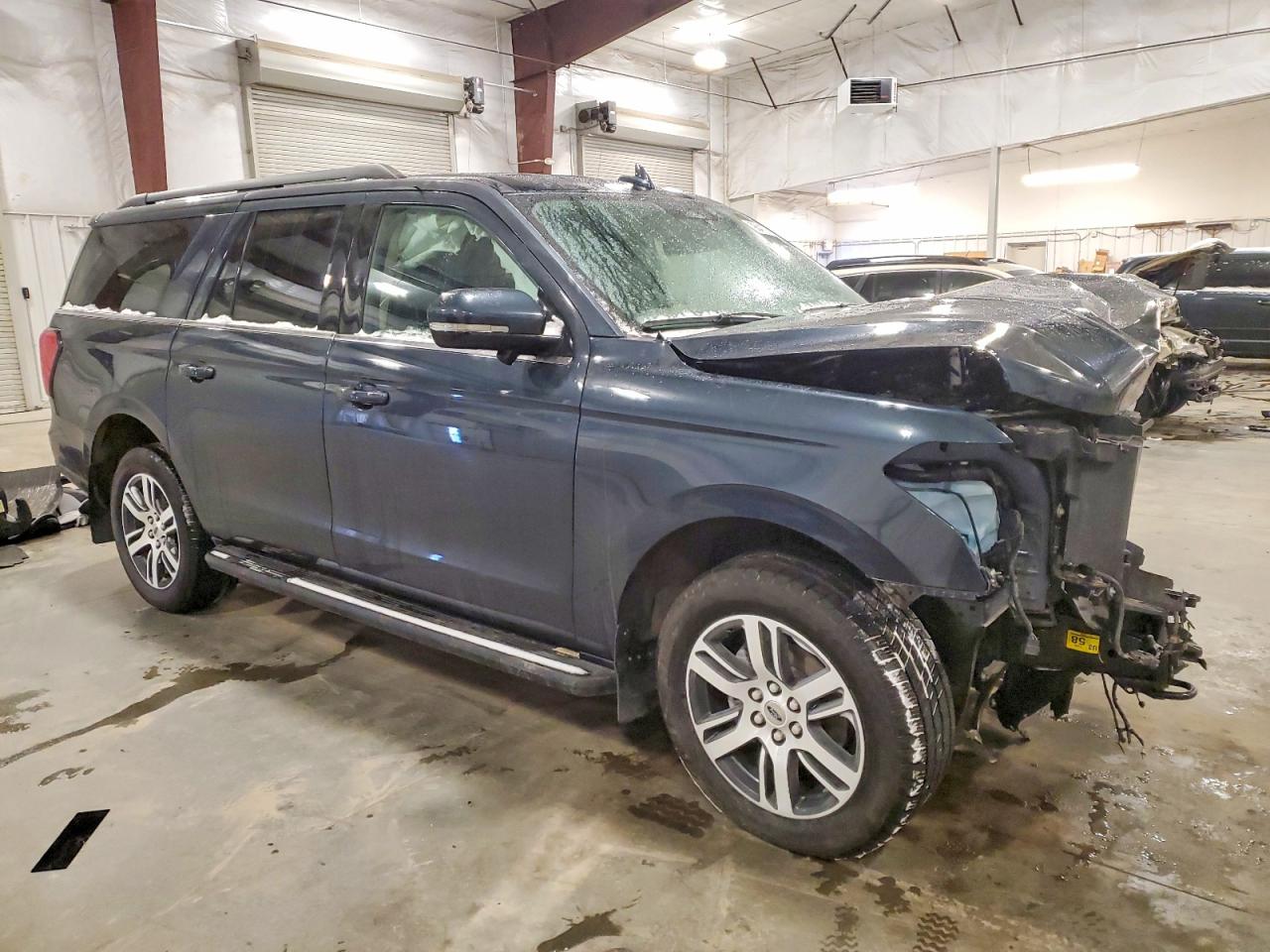 2024 FORD EXPEDITION MAX XLT photo 4