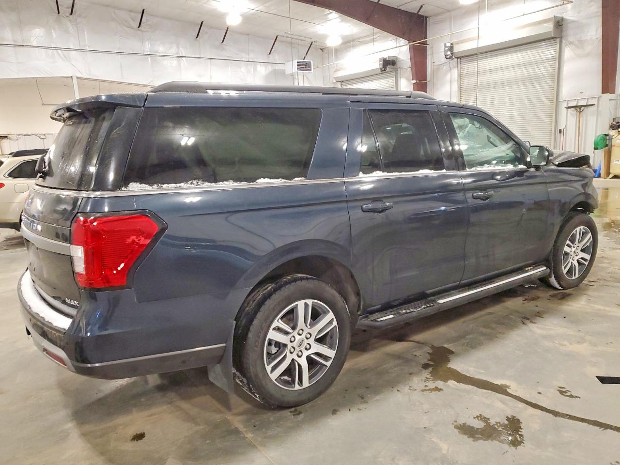 2024 FORD EXPEDITION MAX XLT photo 3