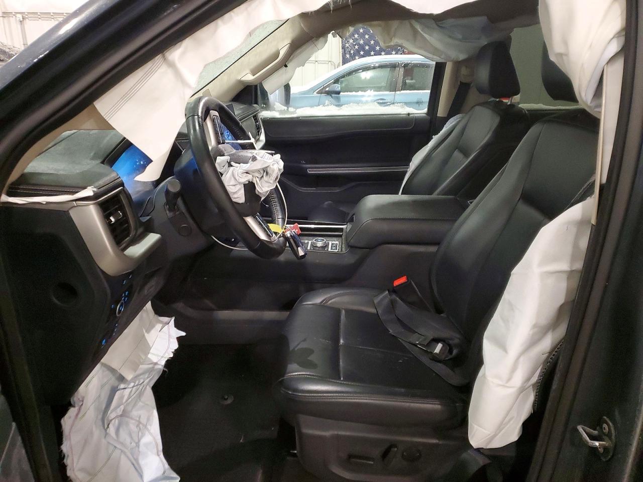 2024 FORD EXPEDITION MAX XLT photo 7