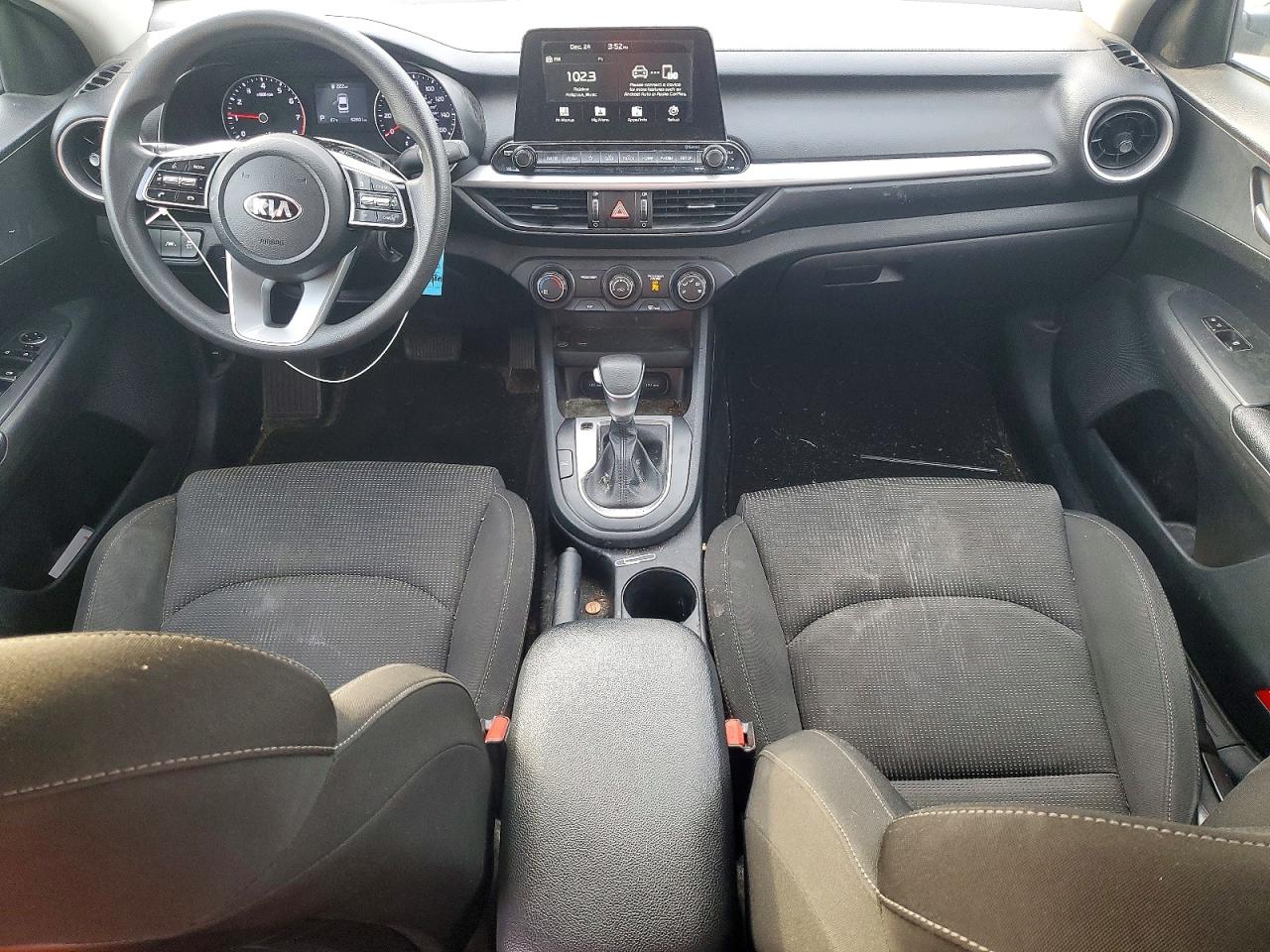 2021 KIA FORTE FE photo 8