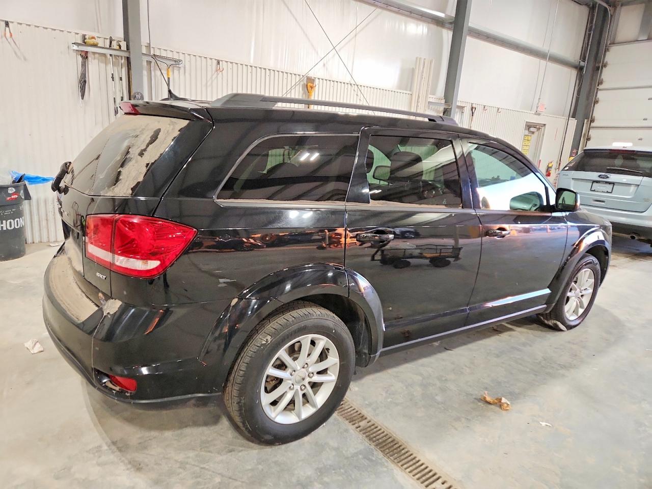 2014 DODGE JOURNEY SXT photo 3