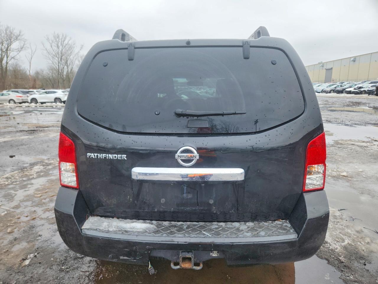 2012 NISSAN PATHFINDER S photo 6
