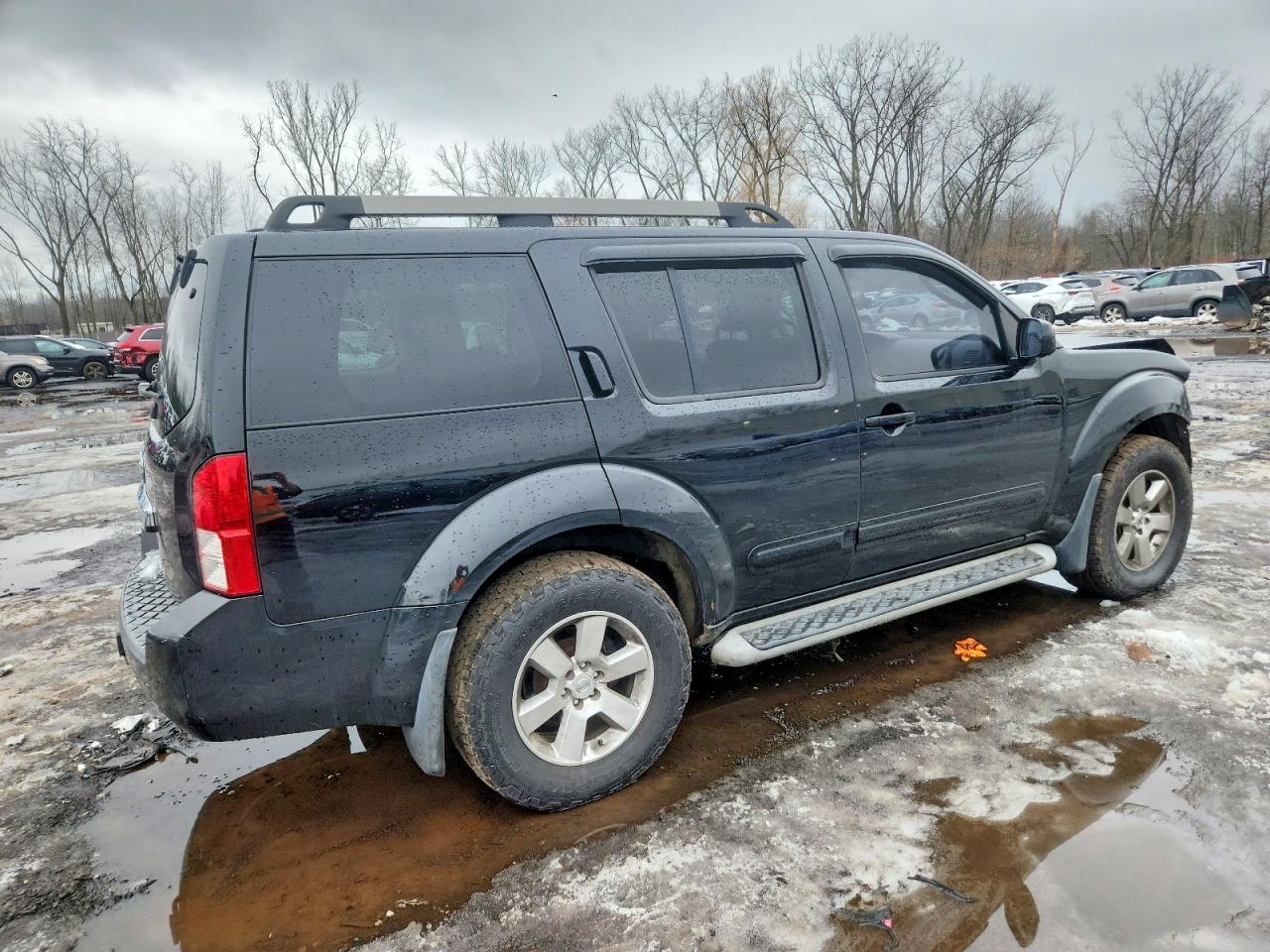 2012 NISSAN PATHFINDER S photo 3
