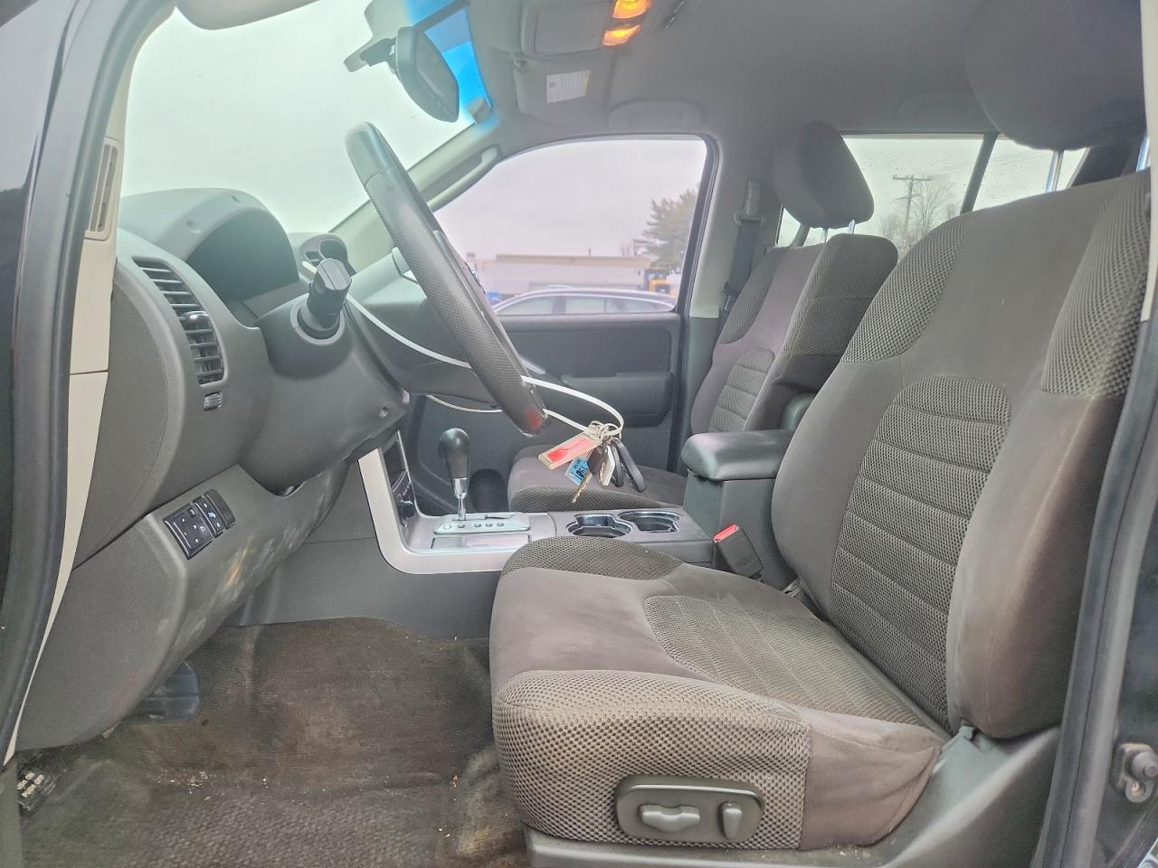 2012 NISSAN PATHFINDER S photo 7