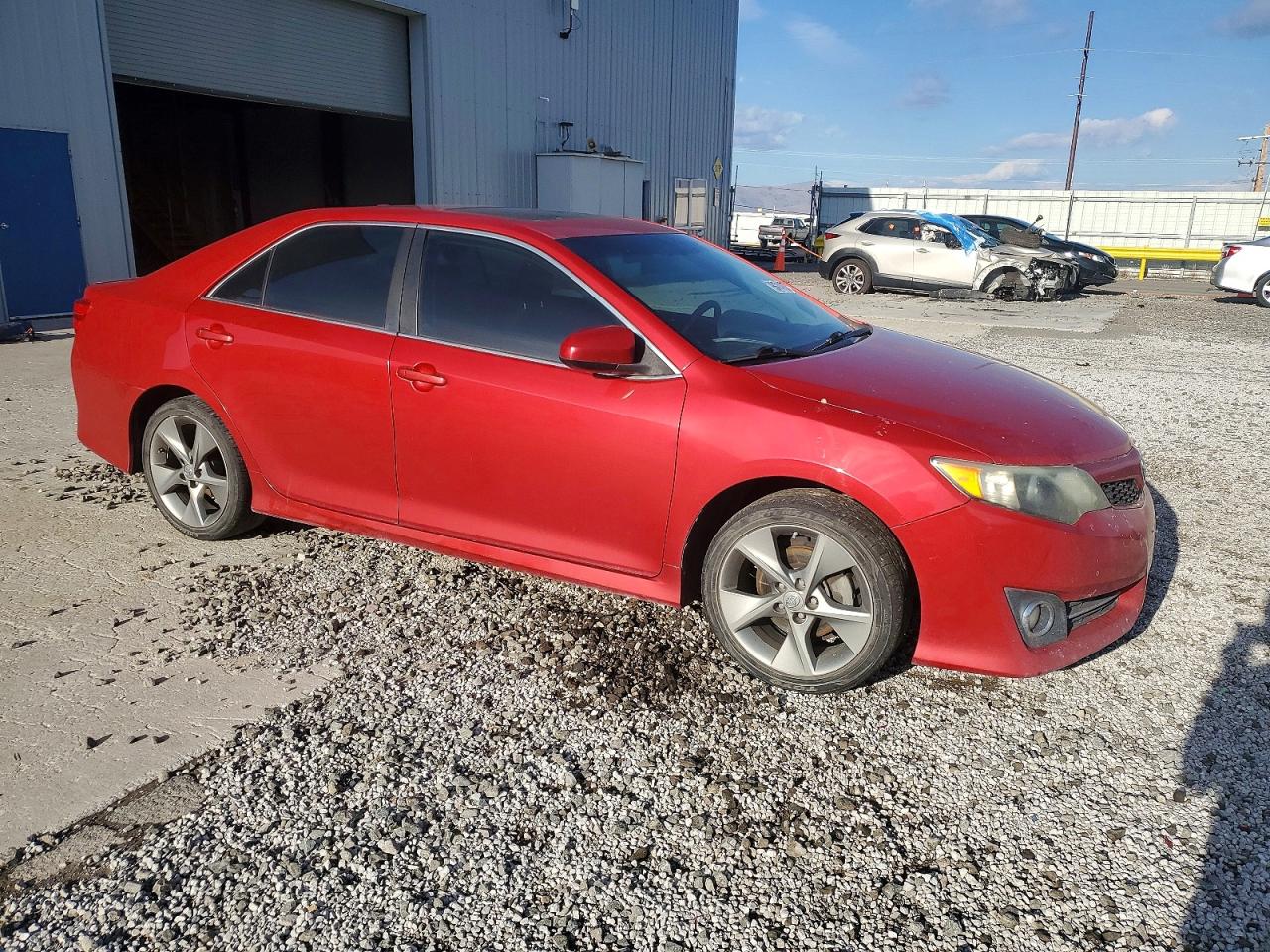2014 TOYOTA CAMRY L photo 4