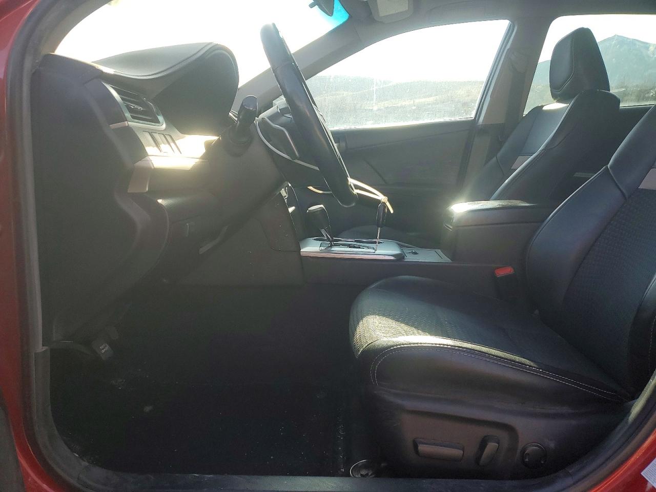 2014 TOYOTA CAMRY L photo 7