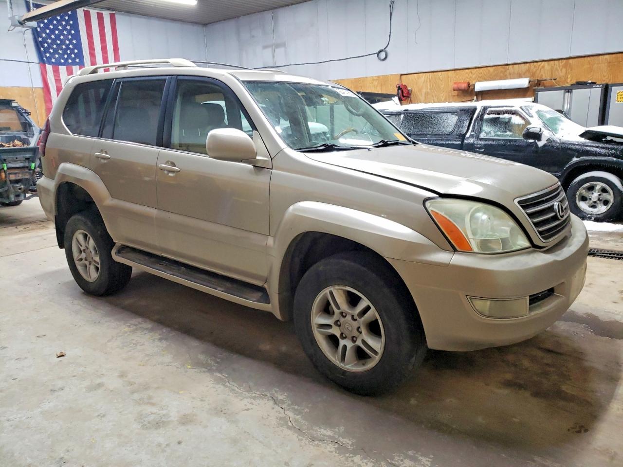 2005 LEXUS GX 470 photo 4