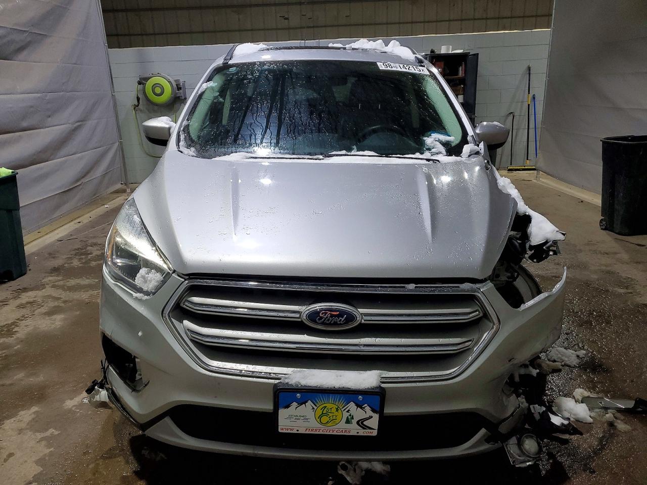 2017 FORD ESCAPE SE photo 5