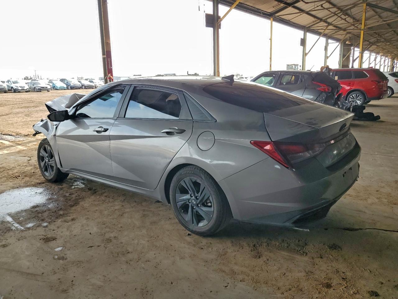 2023 HYUNDAI ELANTRA SEL photo 2