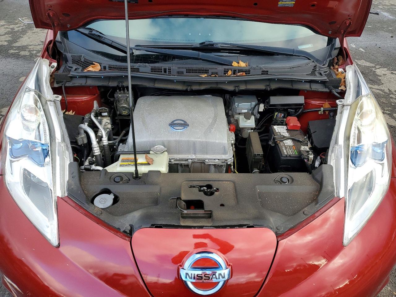 2014 NISSAN LEAF S photo 11