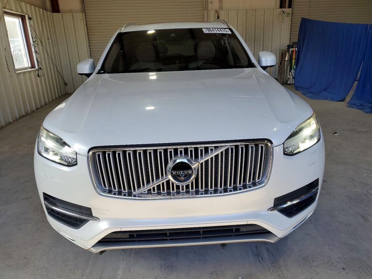 2016 VOLVO XC90 T6 photo 5