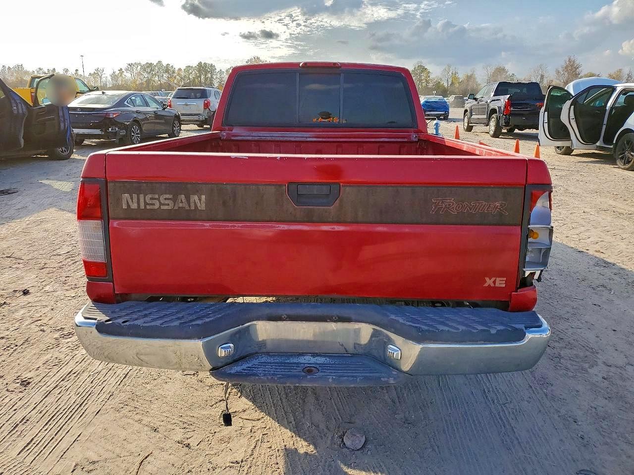 1998 NISSAN FRONTIER KING CAB XE photo 6