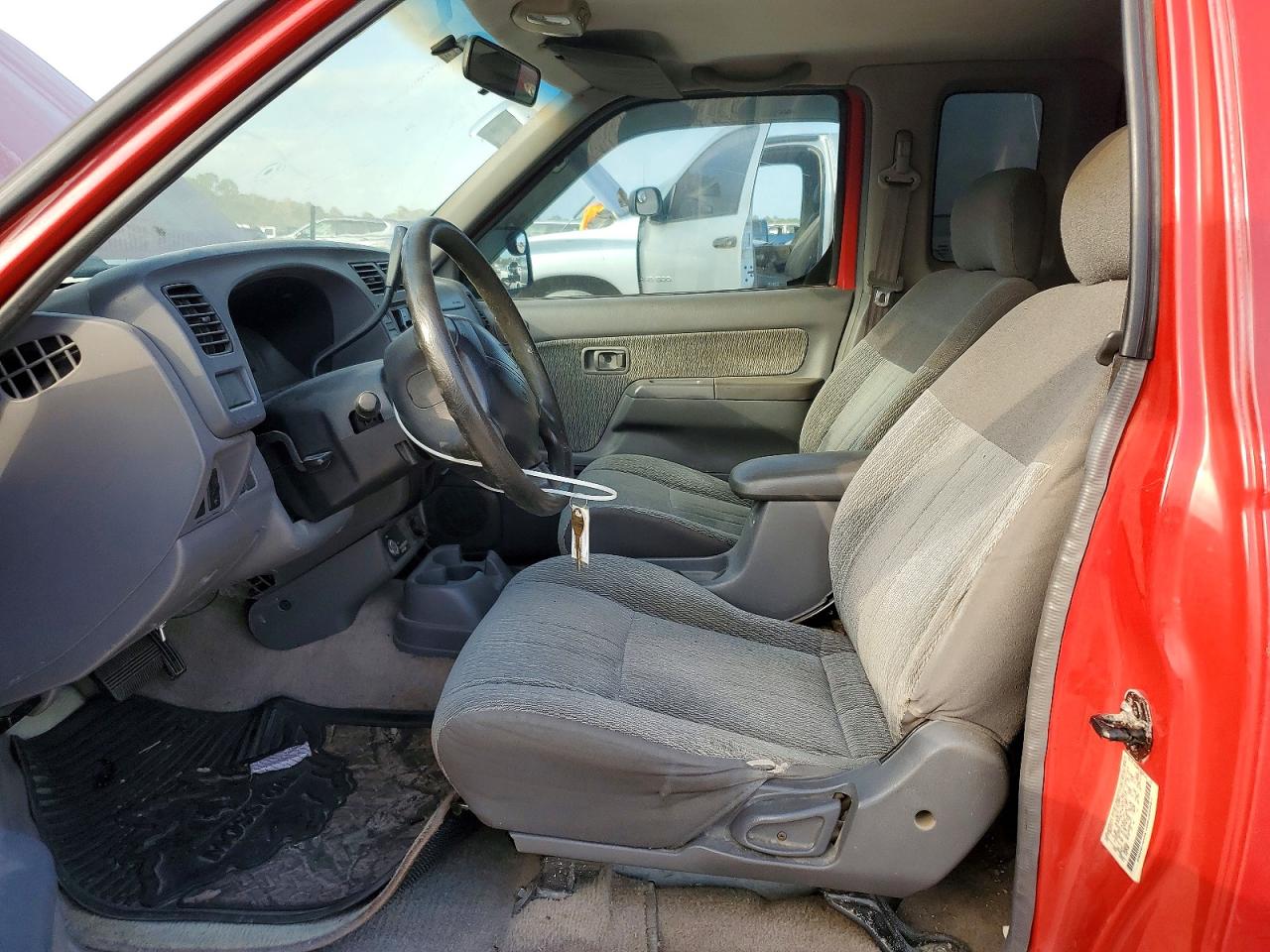1998 NISSAN FRONTIER KING CAB XE photo 7