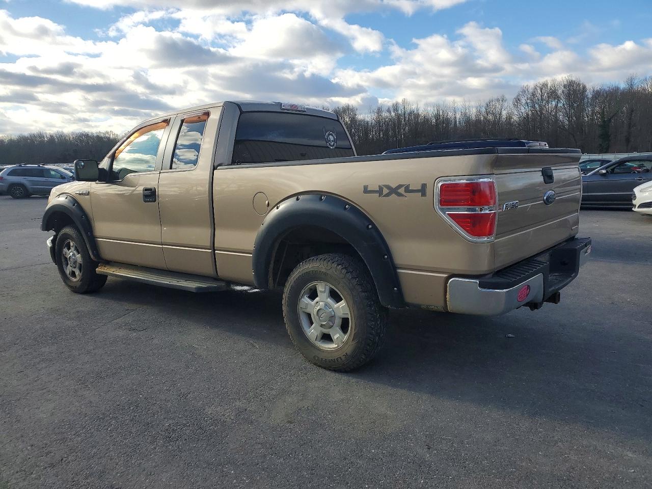 2011 FORD F150 SUPER CAB photo 2