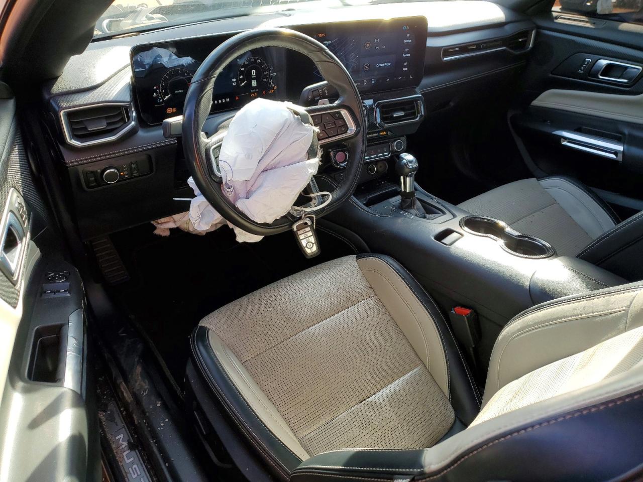 2024 FORD MUSTANG GT photo 8
