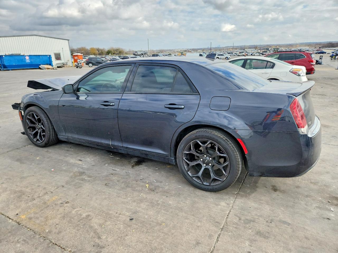 2019 CHRYSLER 300 S photo 4