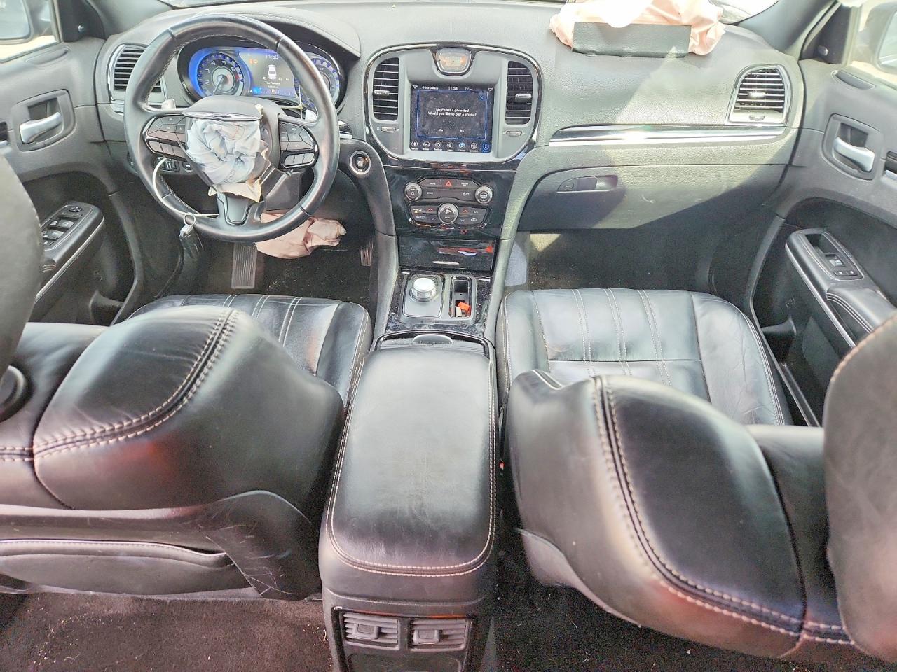 2019 CHRYSLER 300 S photo 22