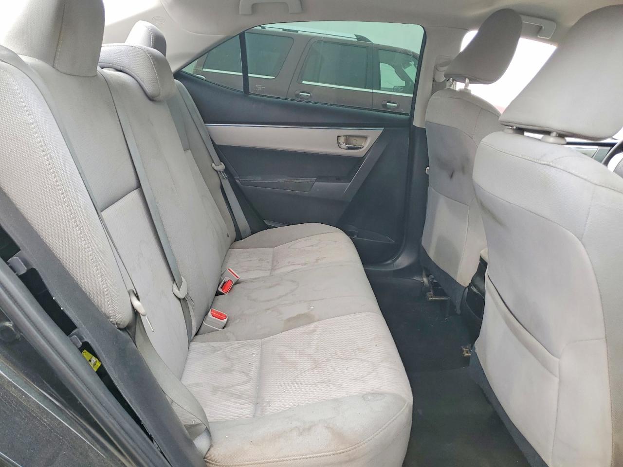 2014 TOYOTA COROLLA L photo 10