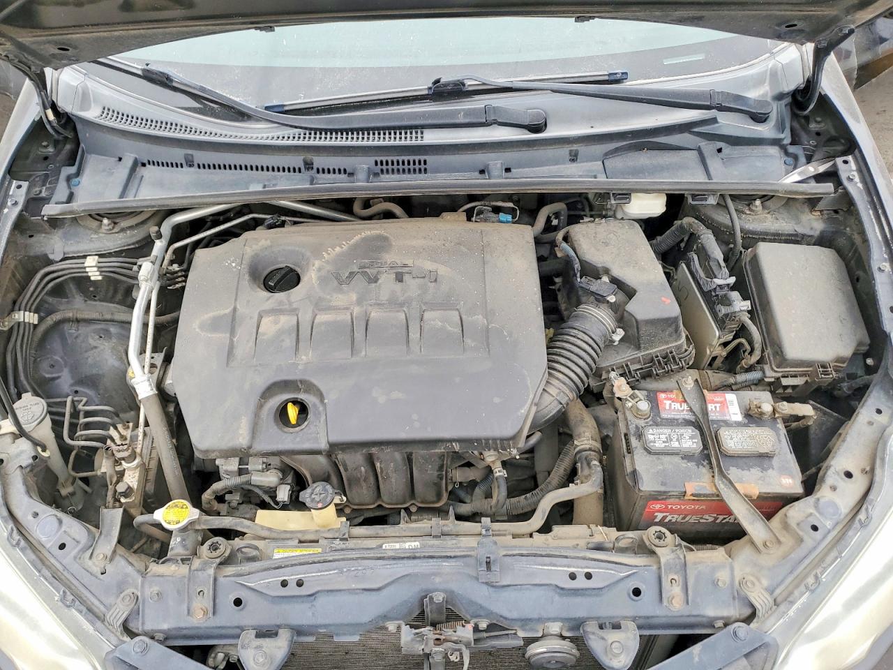 2014 TOYOTA COROLLA L photo 11