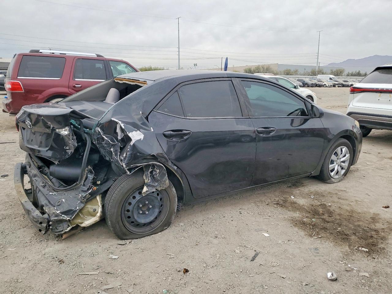 2014 TOYOTA COROLLA L photo 3
