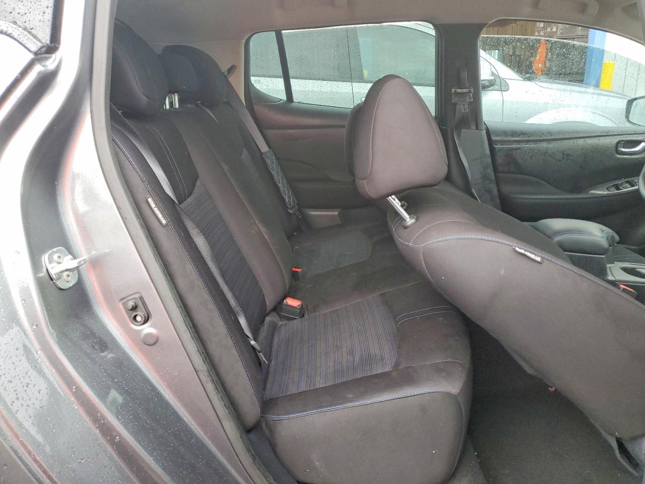 2024 NISSAN LEAF S photo 10