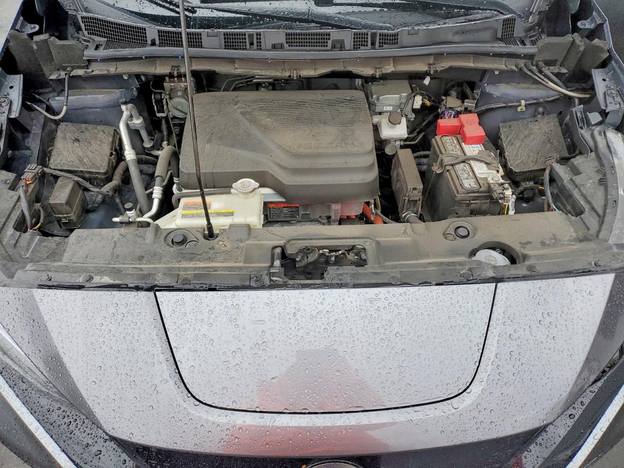 2024 NISSAN LEAF S photo 11