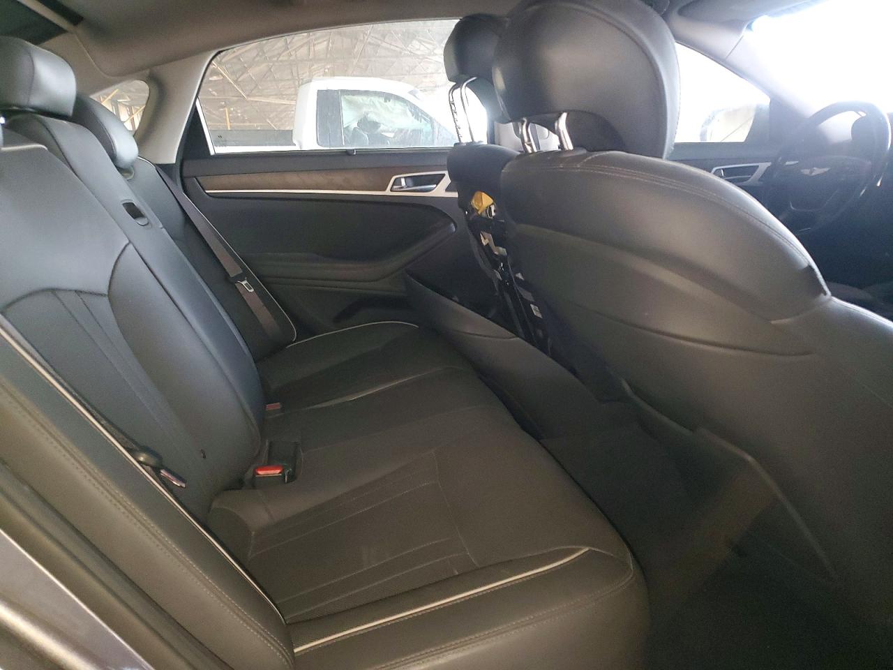 2015 HYUNDAI GENESIS 5.0L photo 10