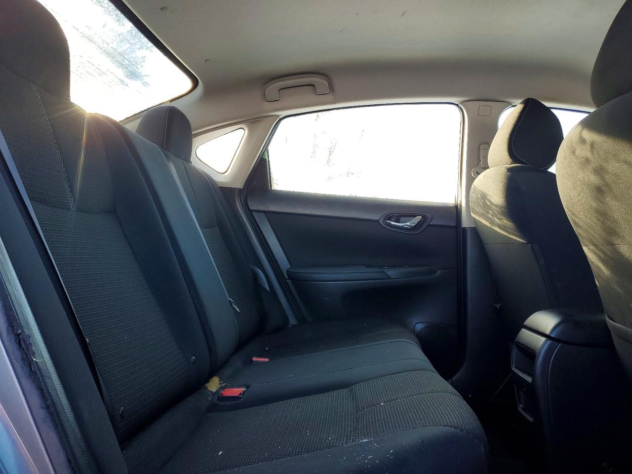2017 NISSAN SENTRA S photo 10