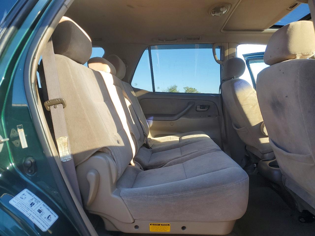 2002 TOYOTA SEQUOIA SR5 photo 11