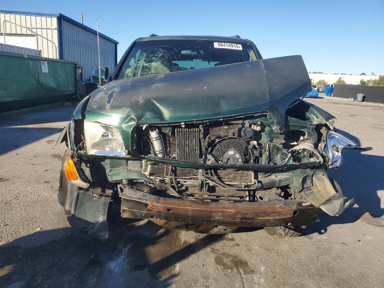 2002 TOYOTA SEQUOIA SR5 photo 5