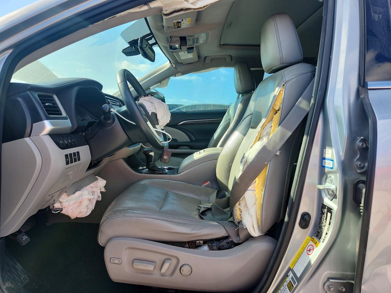 2016 TOYOTA HIGHLANDER LIMITED photo 7