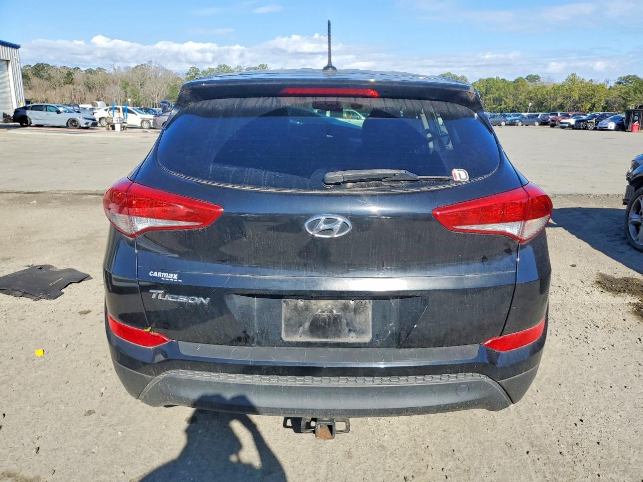 2016 HYUNDAI TUCSON SE photo 6