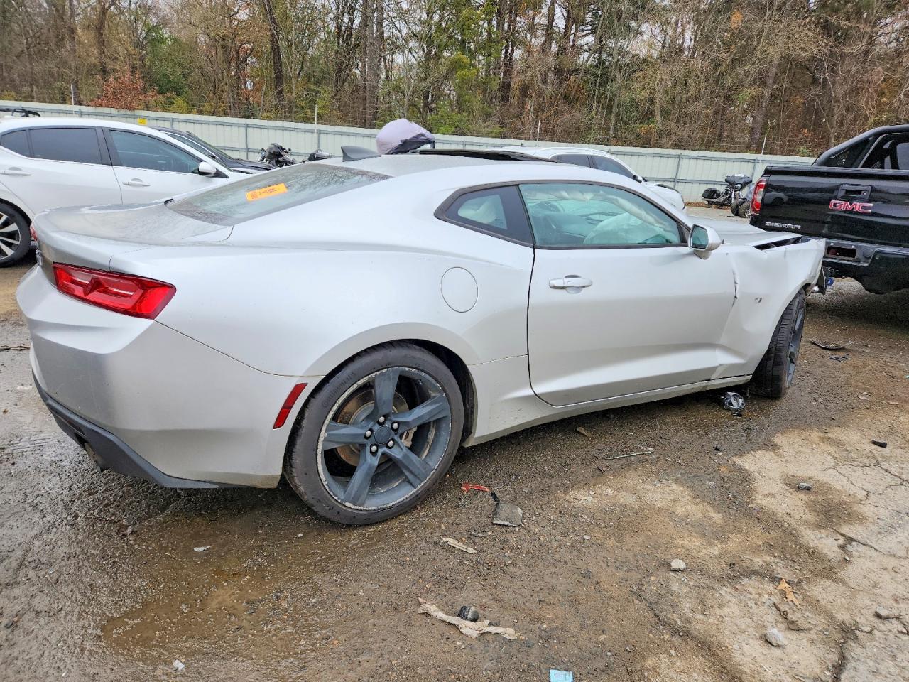 2017 CHEVROLET CAMARO LT photo 3