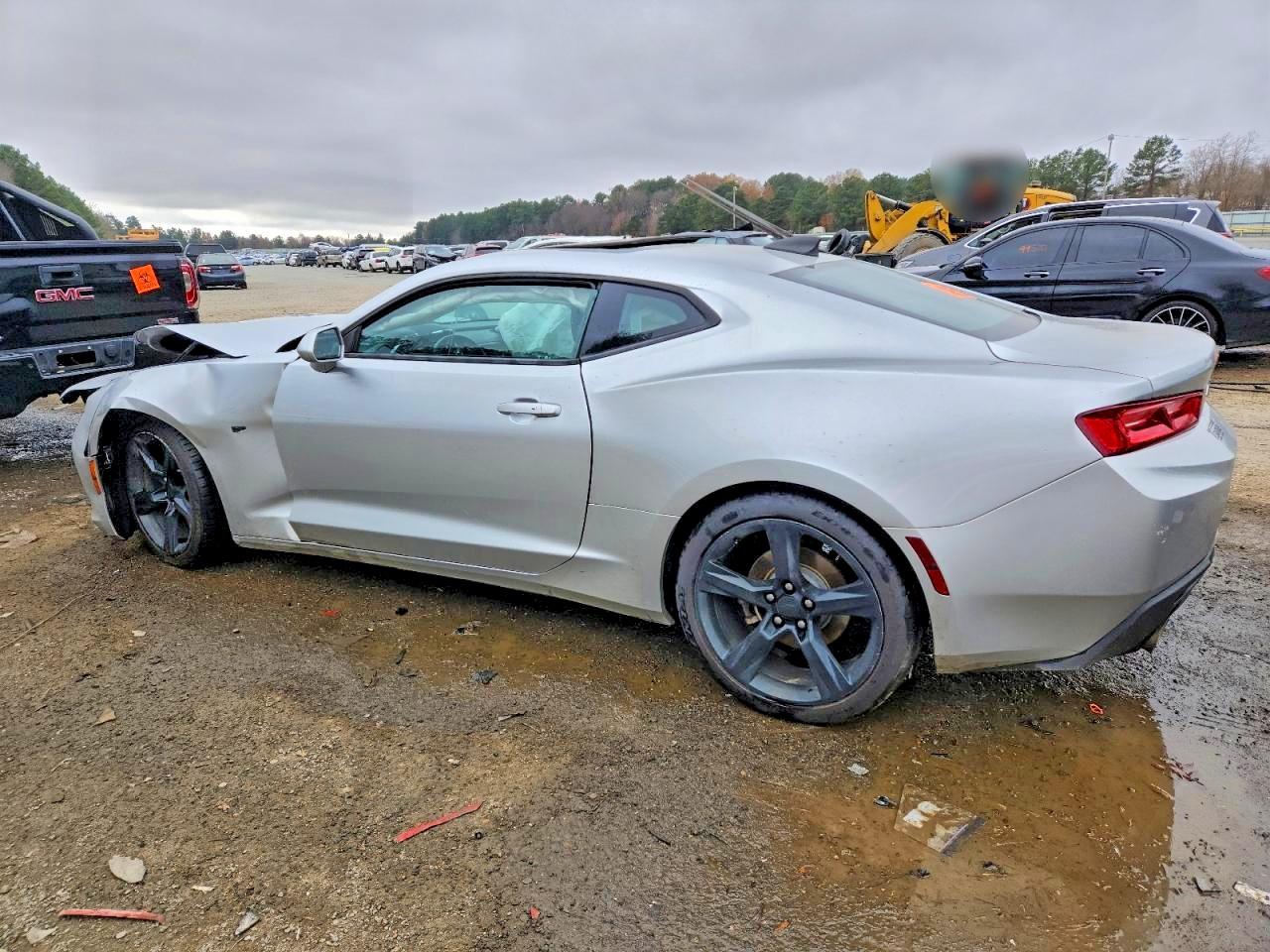 2017 CHEVROLET CAMARO LT photo 2