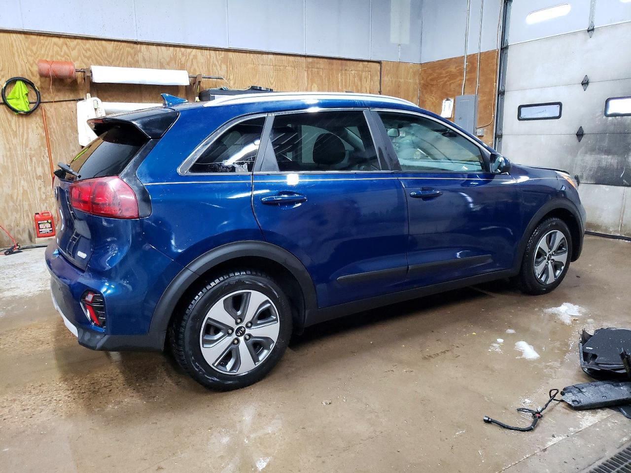2021 KIA NIRO LX photo 3