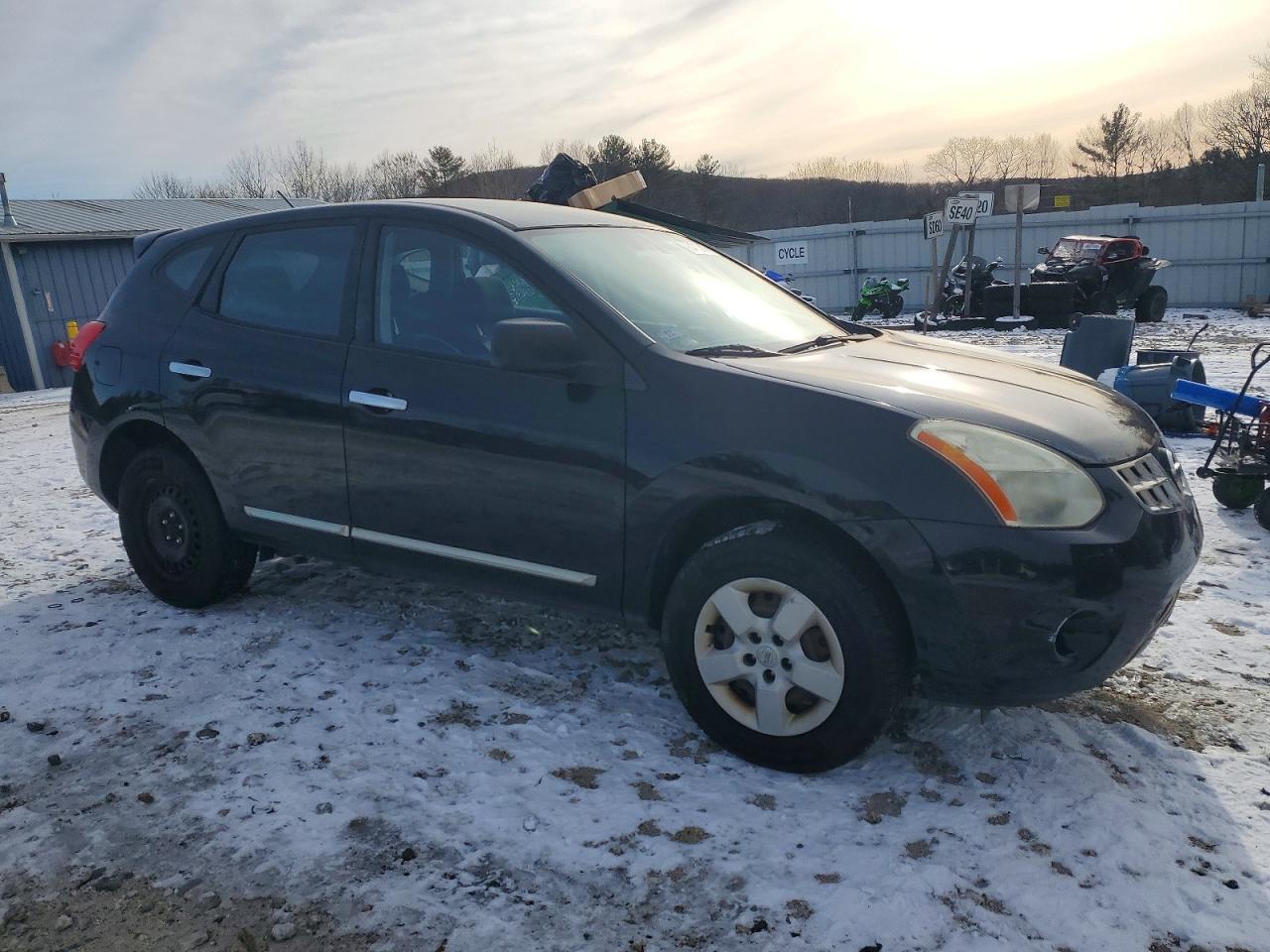2011 NISSAN ROGUE S photo 4