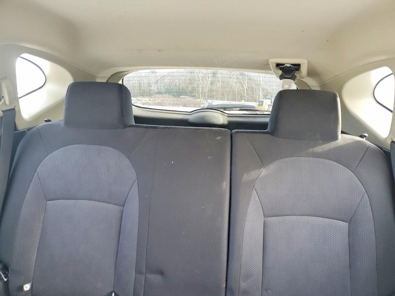 2011 NISSAN ROGUE S photo 10