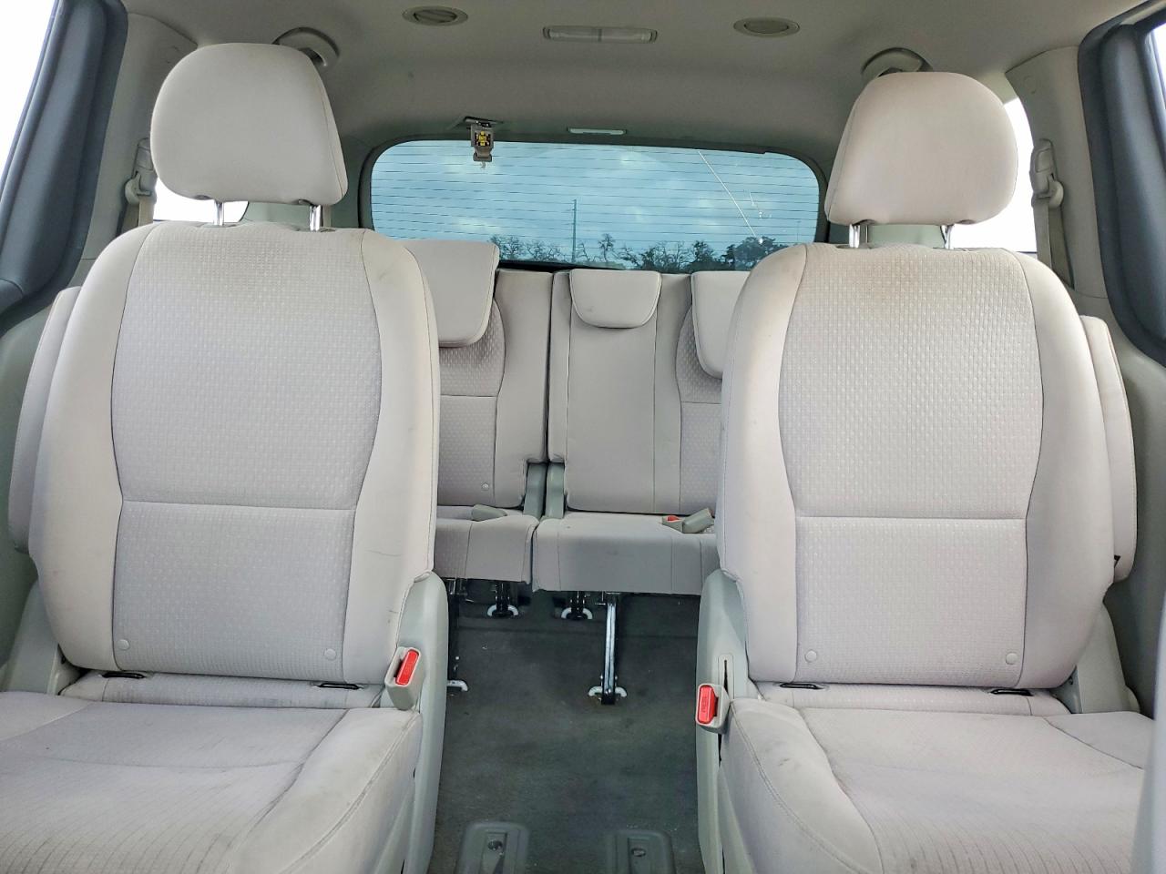 2018 KIA SEDONA LX photo 10