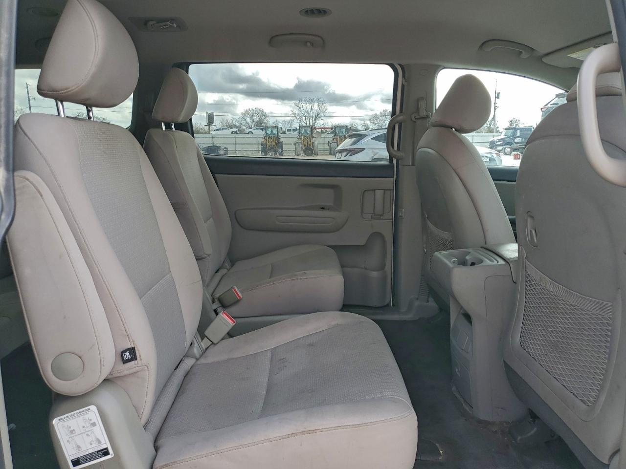 2018 KIA SEDONA LX photo 11