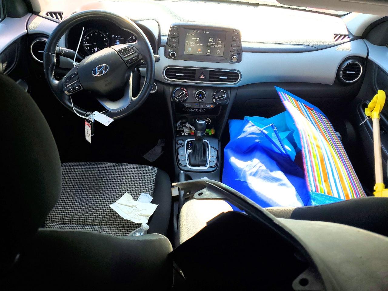 2020 HYUNDAI KONA SEL photo 8