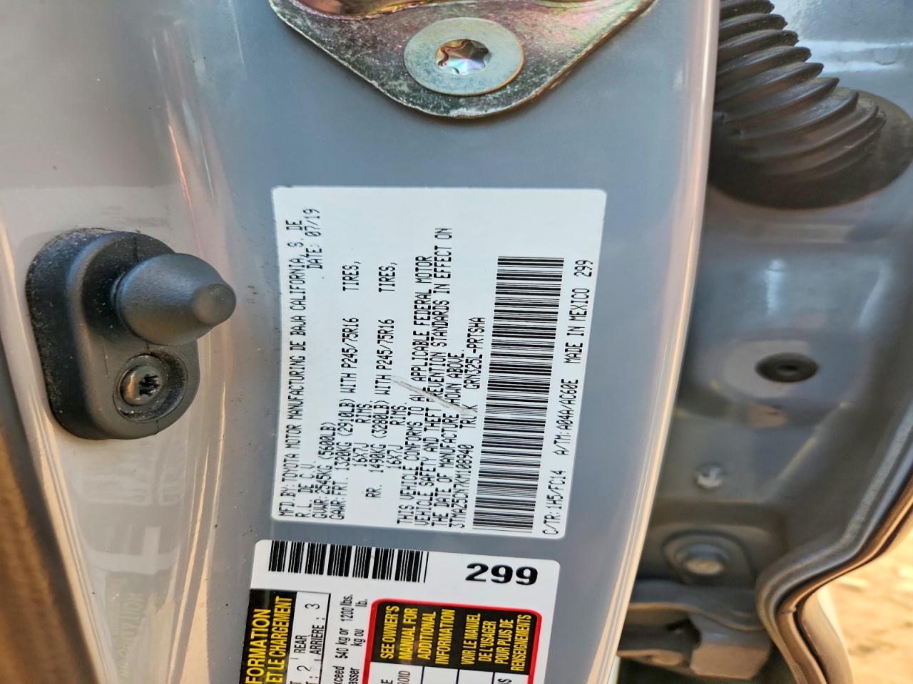 2019 TOYOTA TACOMA SR5 V6 photo 13