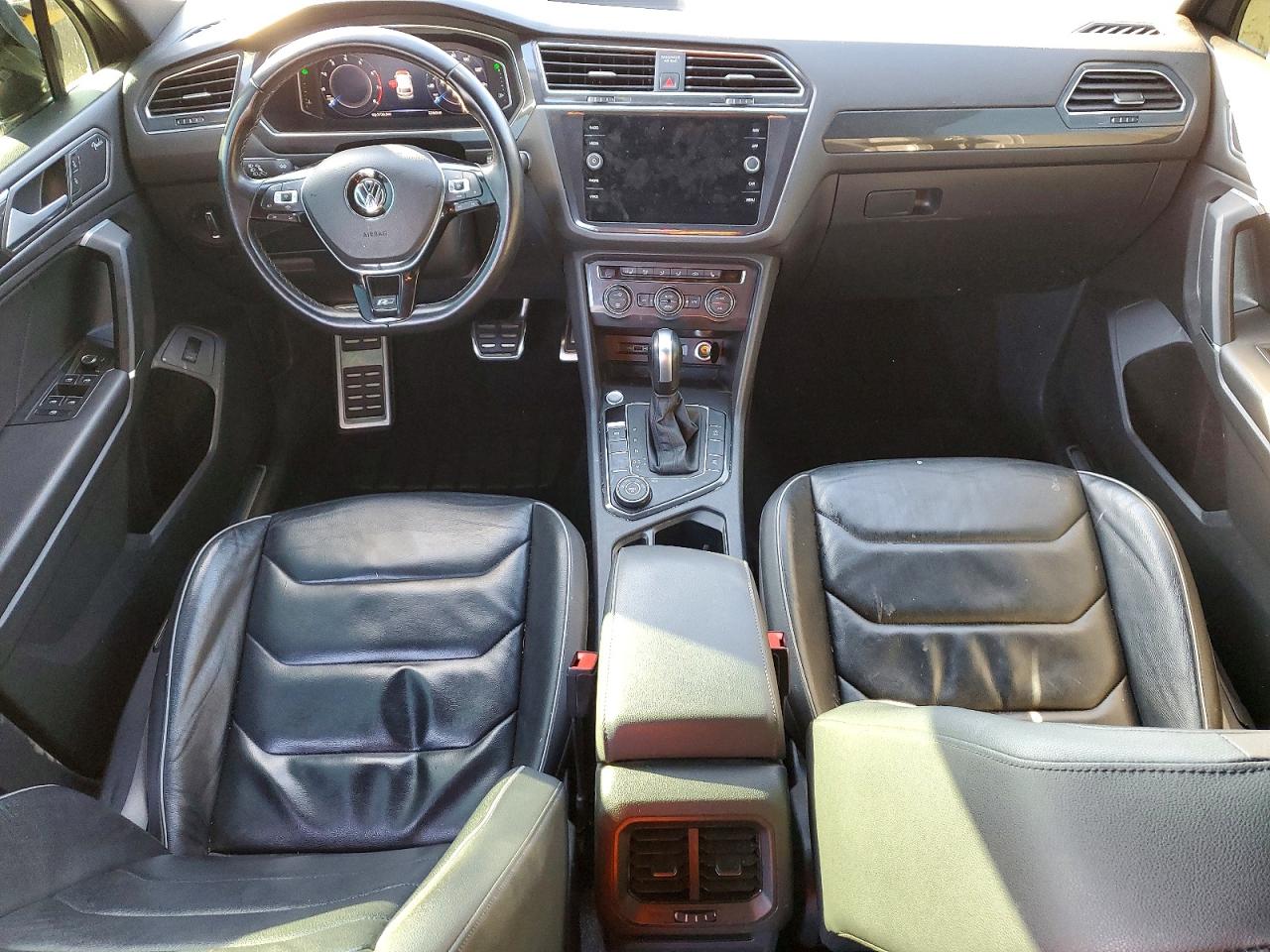 2020 VOLKSWAGEN TIGUAN SEL PREMIUM R-LINE photo 8