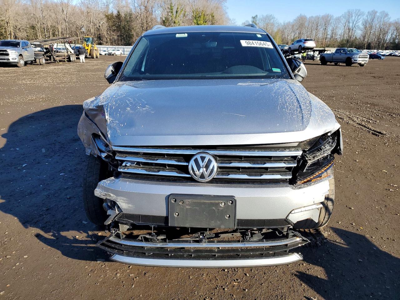 2020 VOLKSWAGEN TIGUAN SEL PREMIUM R-LINE photo 12