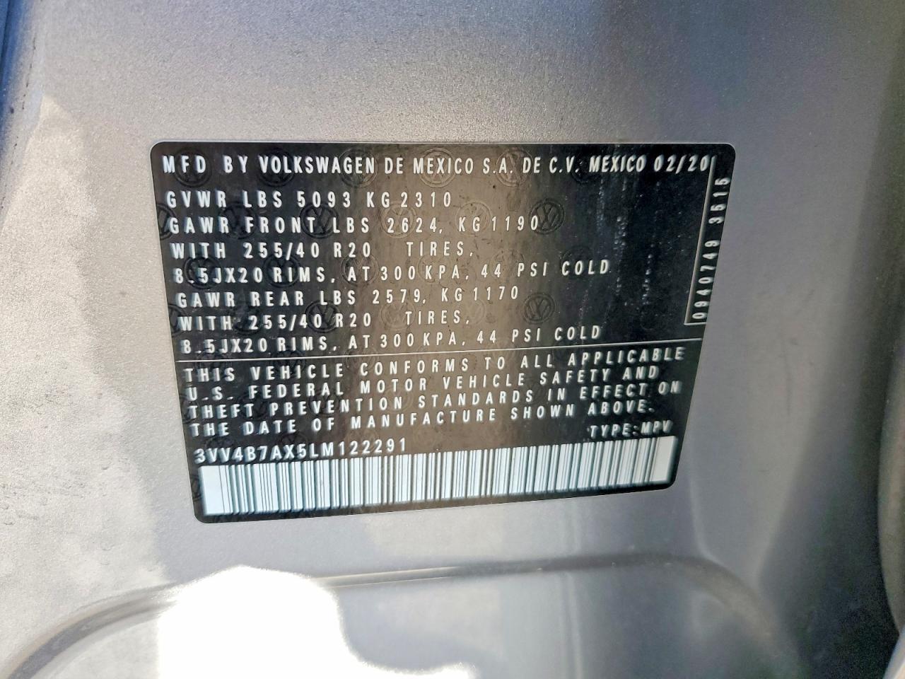 2020 VOLKSWAGEN TIGUAN SEL PREMIUM R-LINE photo 13