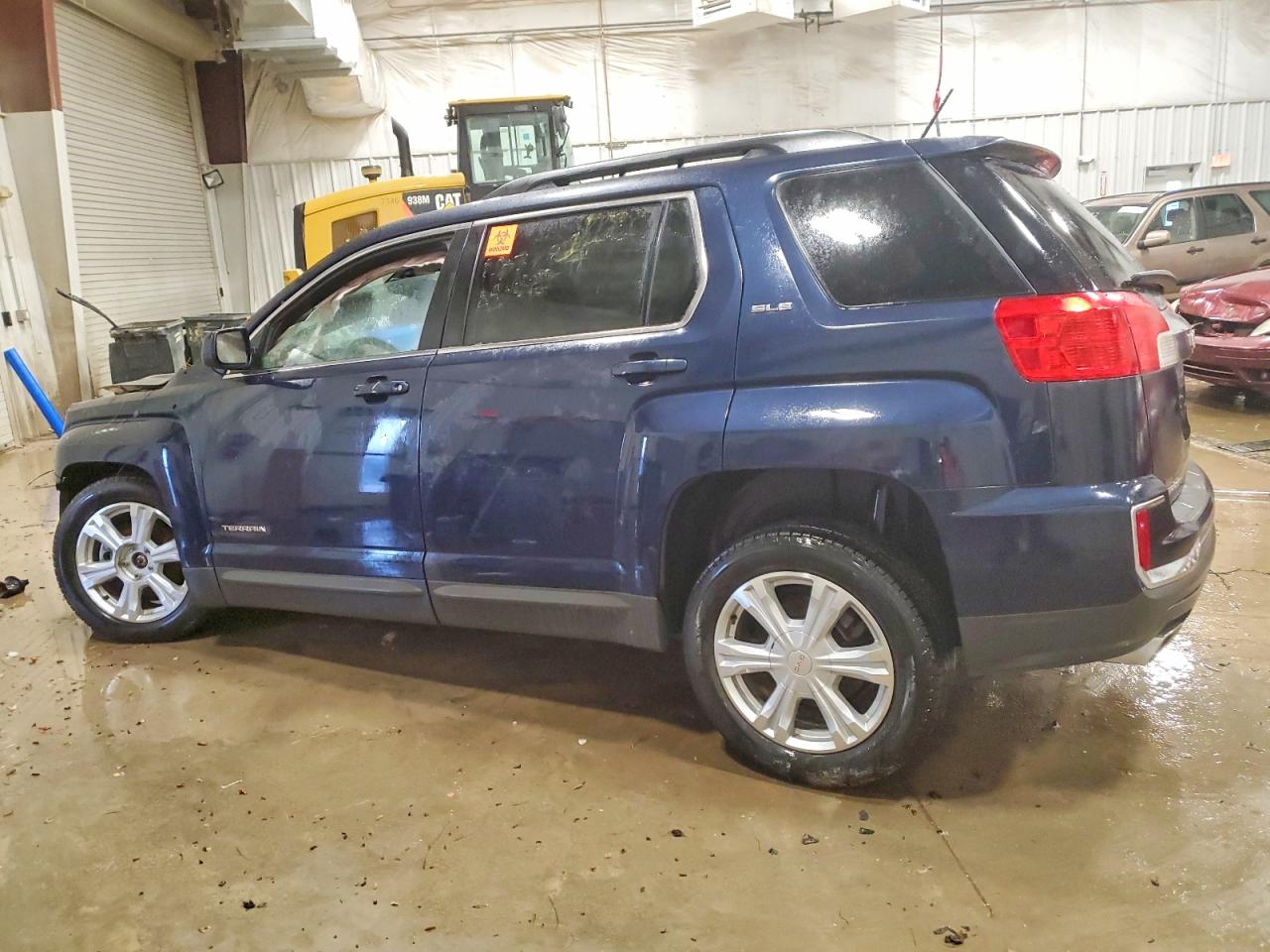 2017 GMC TERRAIN SLE photo 3