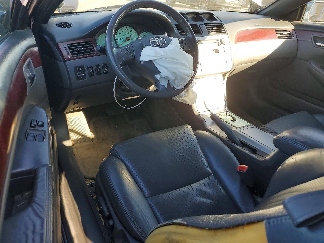 2005 TOYOTA CAMRY SOLARA SE photo 8