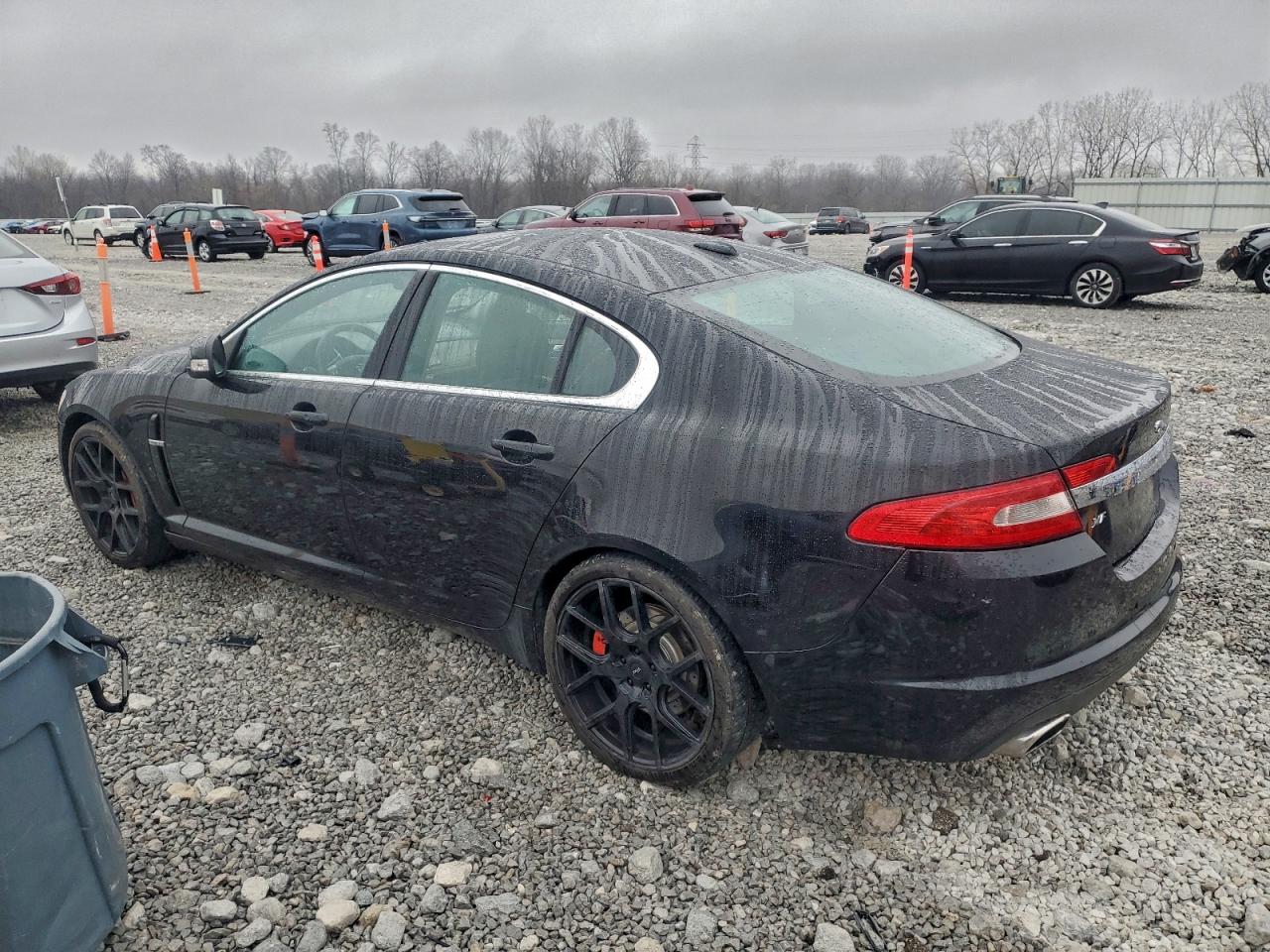 2009 JAGUAR XF SUPERCHARGED photo 2