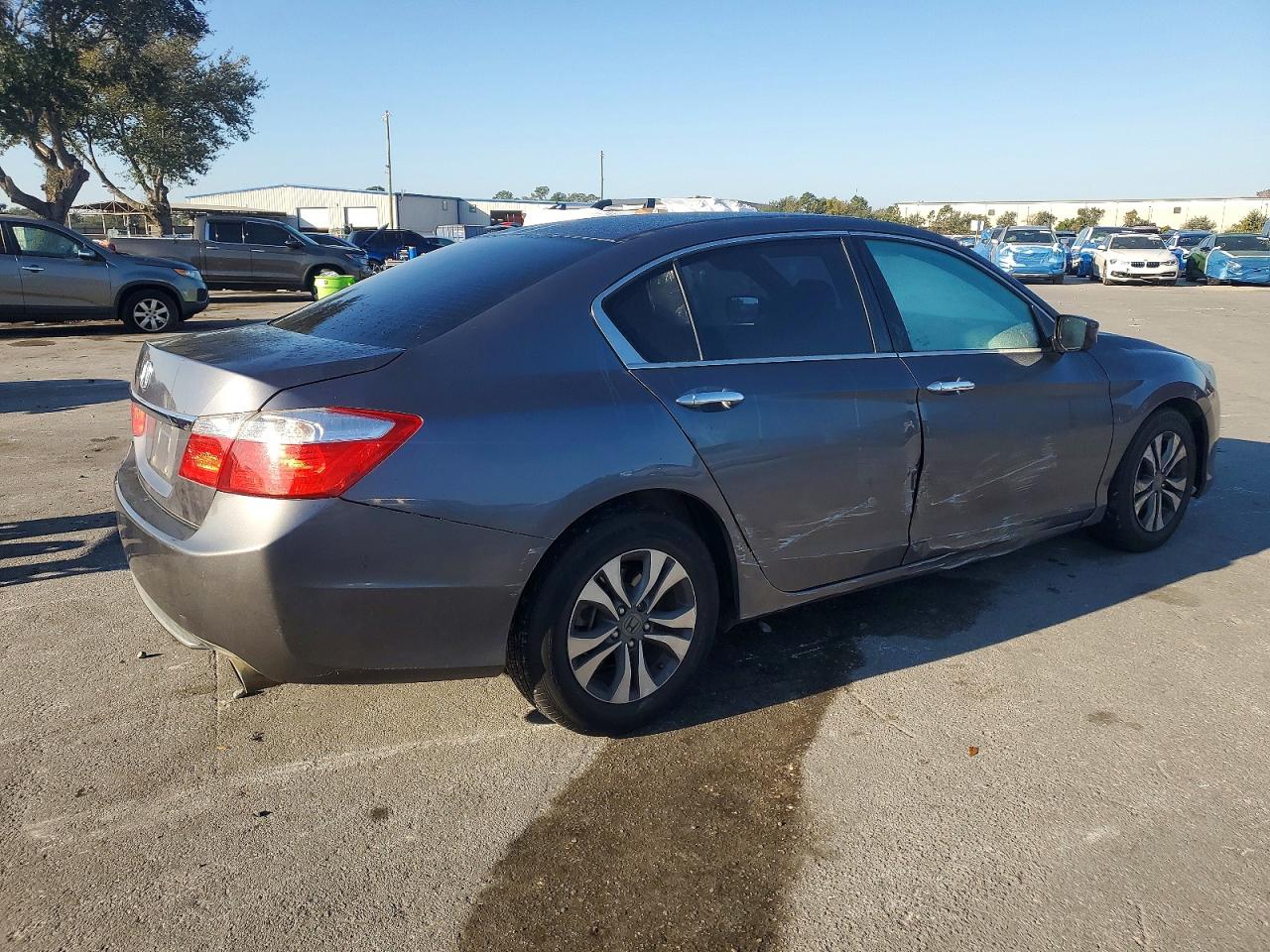 2015 HONDA ACCORD LX photo 3