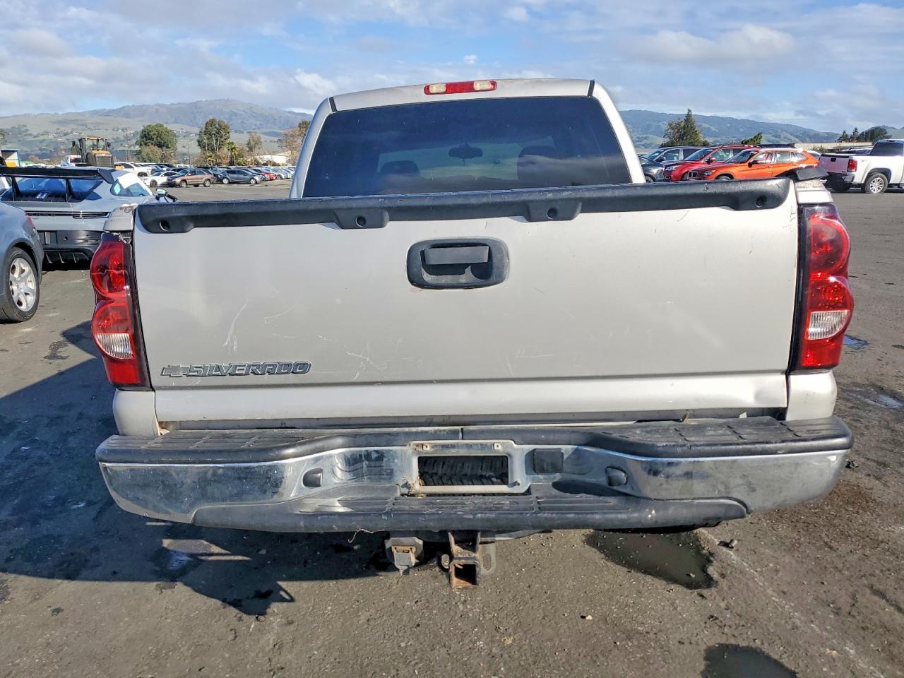 2007 CHEVROLET SILVERADO C1500 CLASSIC CREW CAB photo 6
