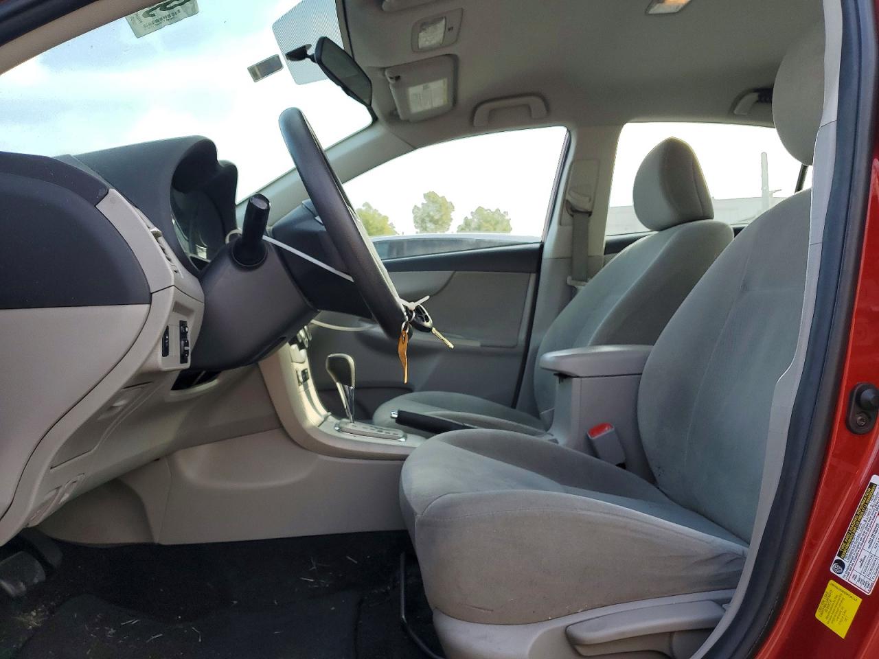 2012 TOYOTA COROLLA BASE photo 7